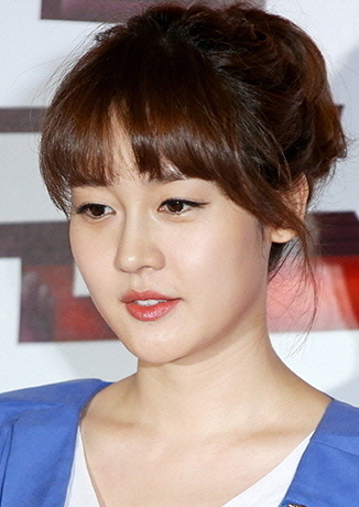 Fin.K.L member Sung Yu-ri, who built a long acting and broadcasting career after the group